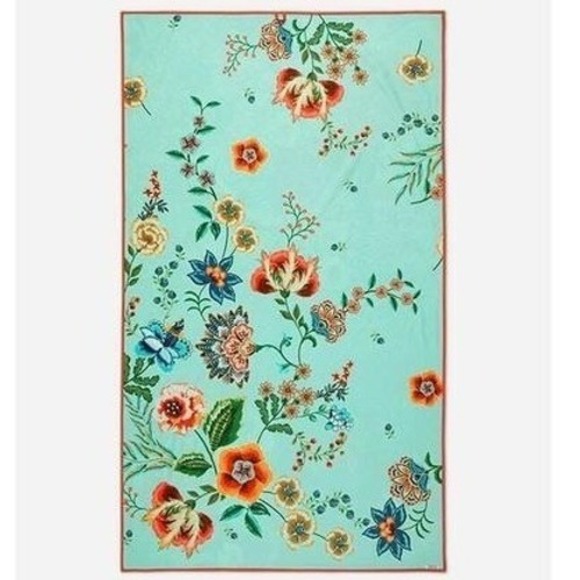 JOHNNY WAS reversible floral beach blanket towel - Picture 3 of 8